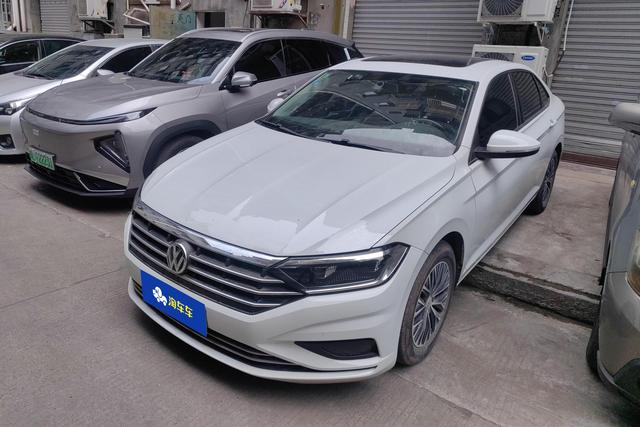 Volkswagen Jetta 2019 года выпуска