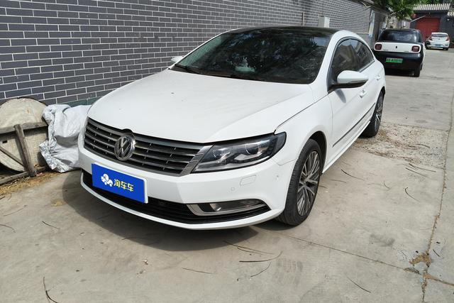 Volkswagen Passat CC 2016 года выпуска