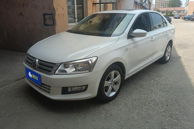 Volkswagen Santana 2015 года выпуска