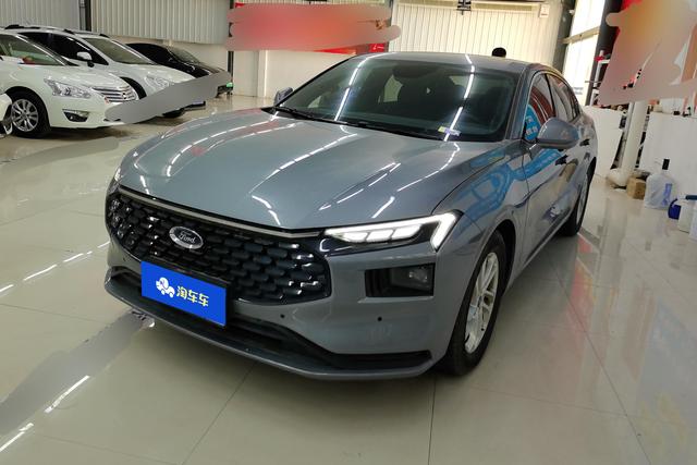 Ford Mondeo 2023 года выпуска