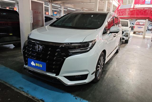 Honda Elysion 2022 года выпуска