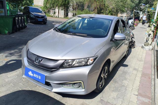 Honda City 2015 года выпуска