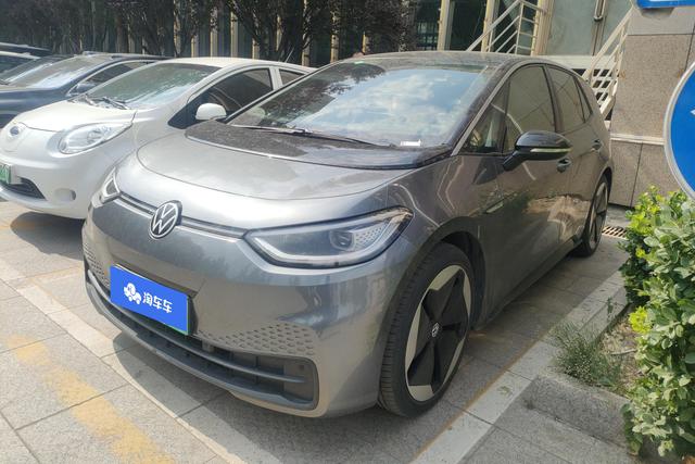 Volkswagen ID.3 2021 года выпуска