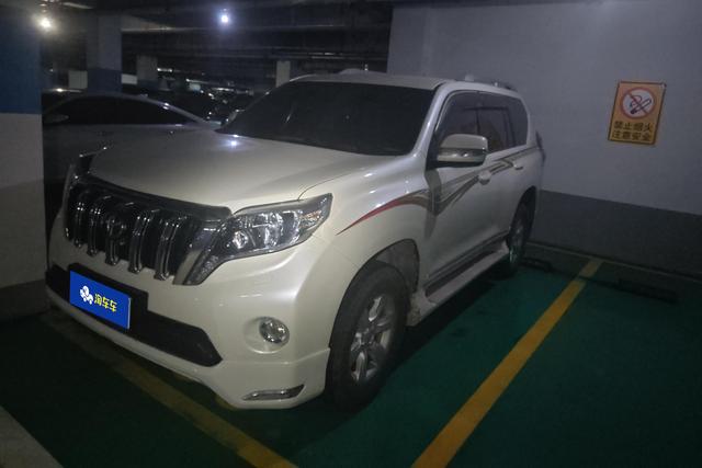 Toyota Land Cruiser Prado 2014 года выпуска