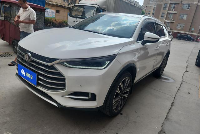 BYD Tang 2018 года выпуска