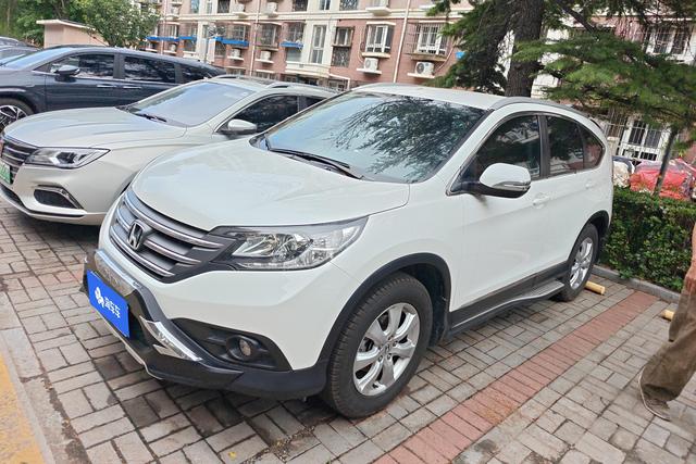 Honda CR-V 2015 года выпуска