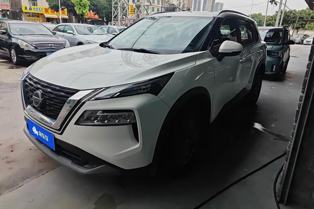 Nissan X-Trail 2022 года выпуска