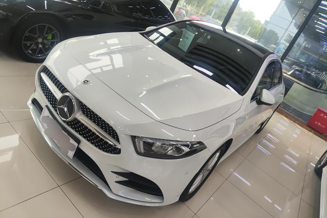 Mercedes-Benz A-klasse AMG 2021 года выпуска