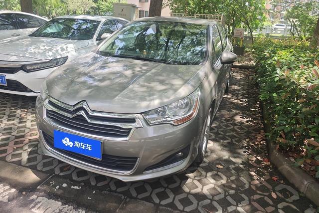 Citroen C4 2013 года выпуска
