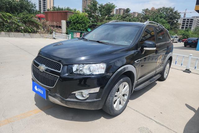Chevrolet Captiva Sport 2015 года выпуска