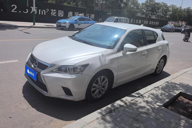 Lexus CT 2014 года выпуска