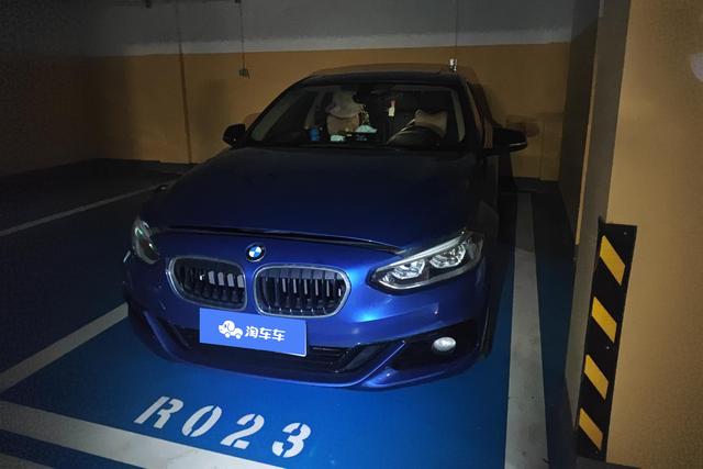 BMW 1M 2017 года выпуска
