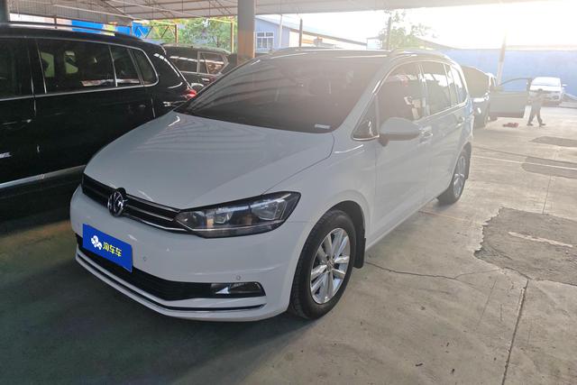 Volkswagen Touran 2018 года выпуска