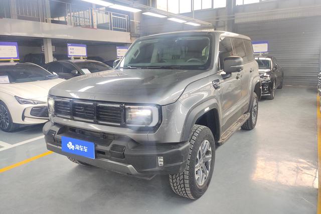 BAIC Beijing BJ40 2024 года выпуска