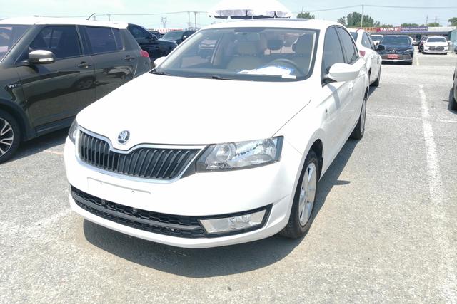 Skoda Rapid 2016 года выпуска
