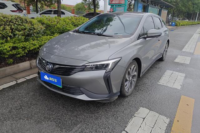 Buick Velite 2022 года выпуска