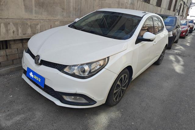 MG MG5 / GT 2012 года выпуска