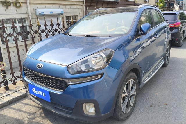 Kia Stonic 2015 года выпуска