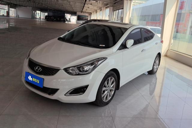 Hyundai Elantra 2016 года выпуска