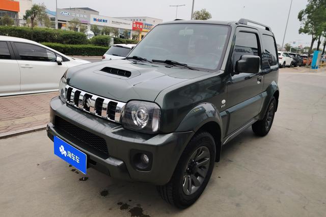 Suzuki Jimny 2012 года выпуска