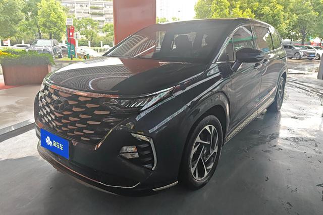 Hyundai Staria 2022 года выпуска
