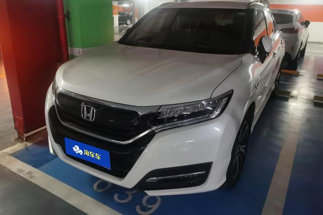 Honda Avancier 2017 года выпуска