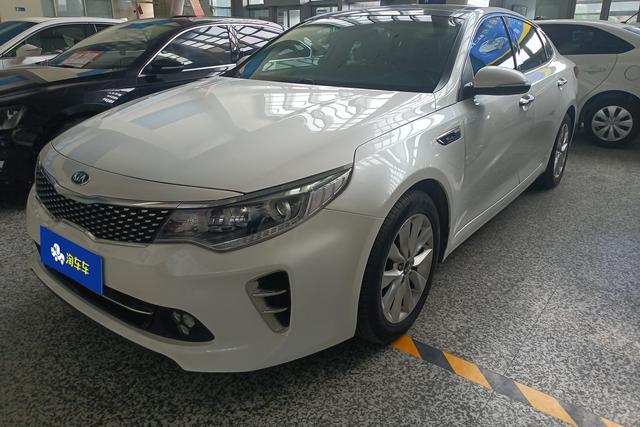 Kia K5 2016 года выпуска