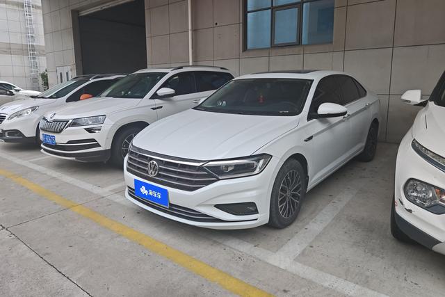 Volkswagen Jetta 2021 года выпуска