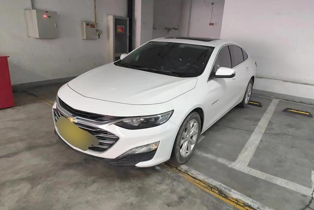 Chevrolet Malibu 2021 года выпуска