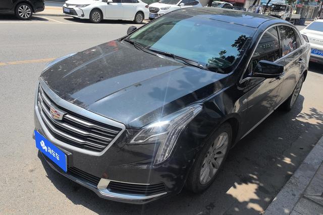 Cadillac XTS 2018 года выпуска