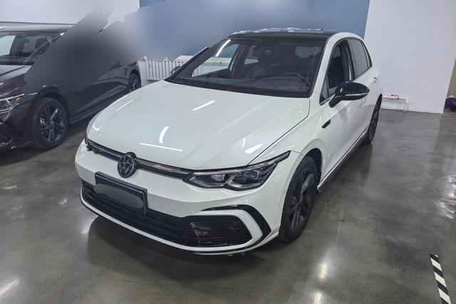 Volkswagen e Golf 2021 года выпуска