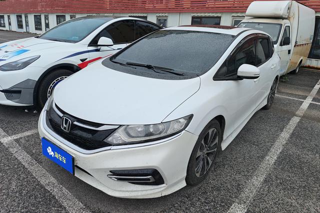 Honda Jade 2017 года выпуска