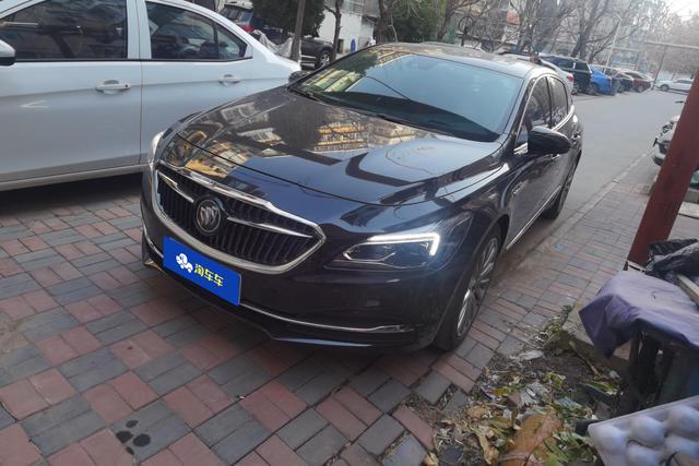 Buick LaCrosse 2018 года выпуска