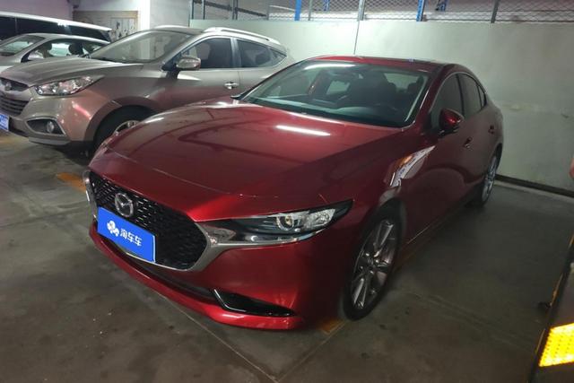 Mazda 3 2020 года выпуска