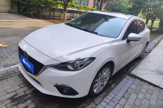 Mazda 3 2014 года выпуска