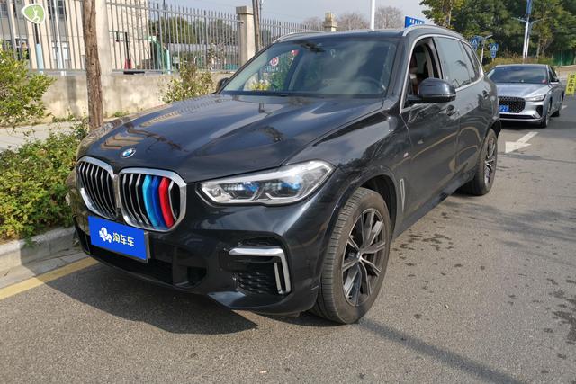 BMW X5 2022 года выпуска