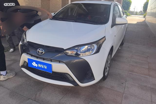Toyota Yaris 2019 года выпуска
