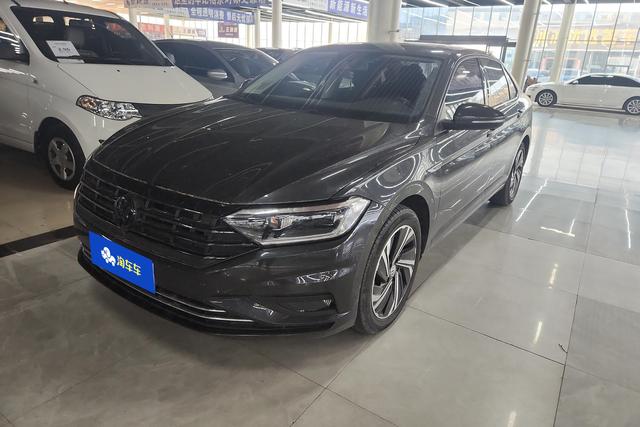Volkswagen Jetta 2021 года выпуска