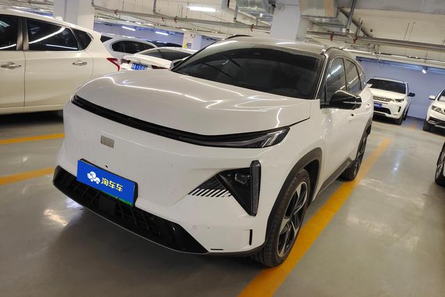 Geely Galaxy L7 2023 года выпуска