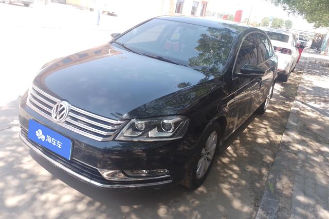 Volkswagen Passat 2015 года выпуска
