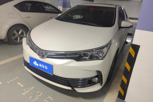 Toyota Corolla Cross 2017 года выпуска