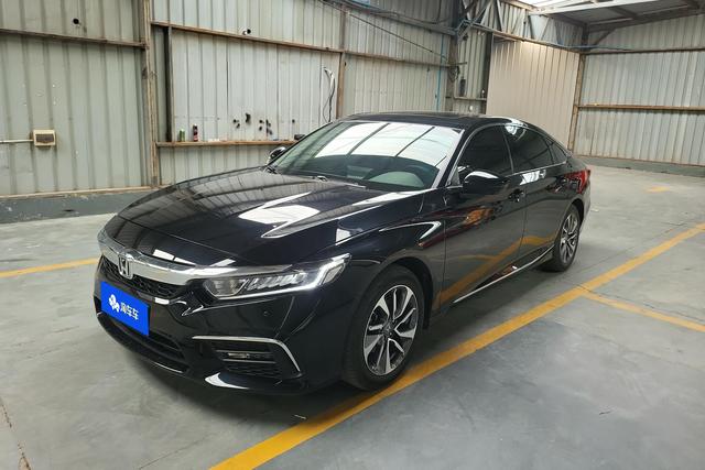 Honda Inspire 2019 года выпуска