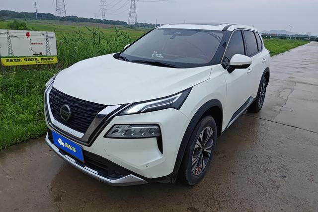 Nissan X-Trail 2021 года выпуска