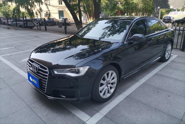 Audi A6 2016 года выпуска