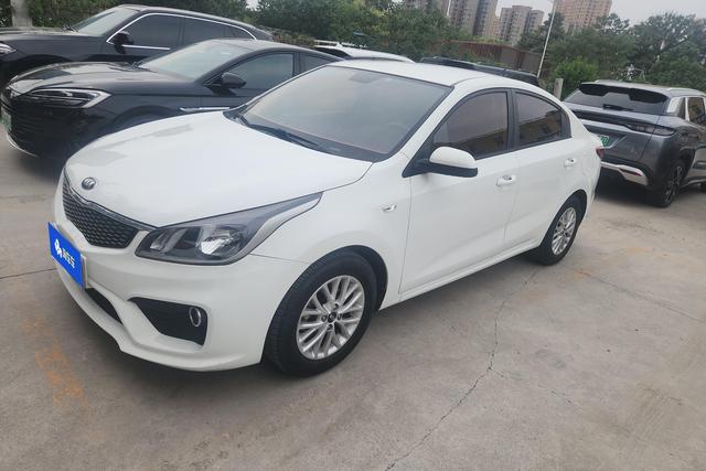 Kia Rio 2017 года выпуска