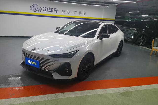Changan UNI-V 2022 года выпуска