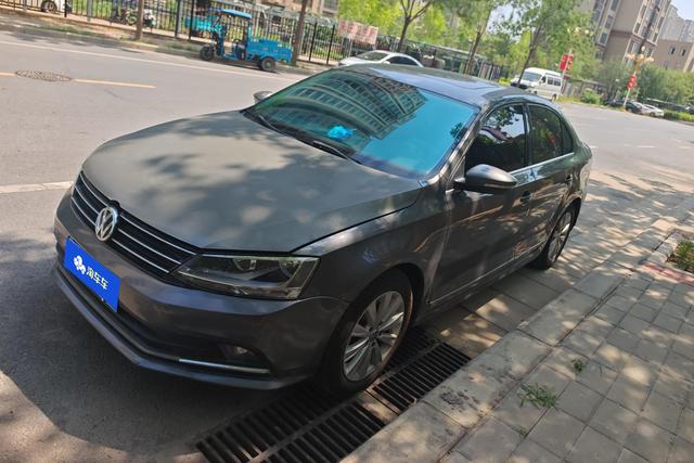 Volkswagen Jetta 2015 года выпуска