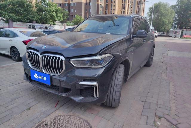BMW X5 2022 года выпуска