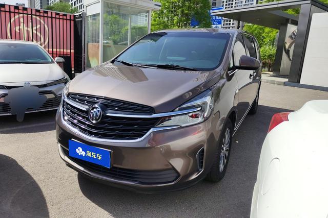 Buick GL8 2021 года выпуска