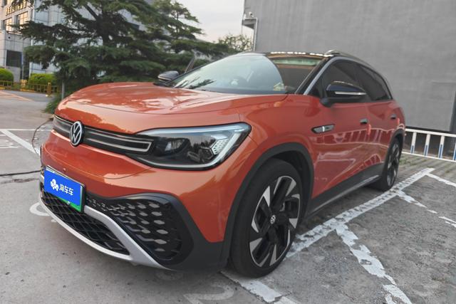 Volkswagen ID.6 2021 года выпуска